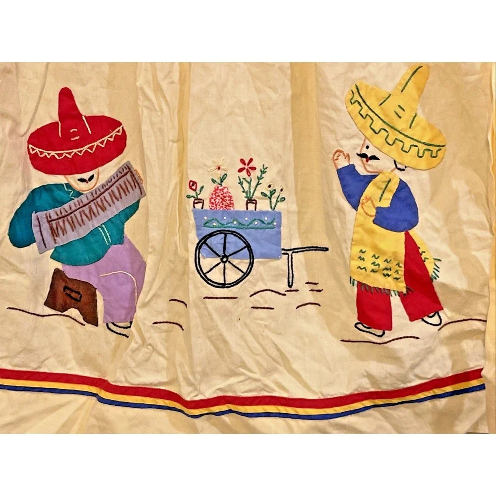 Vtg Embroidered HALF APRON Yellow with Mexican Theme Sombrero